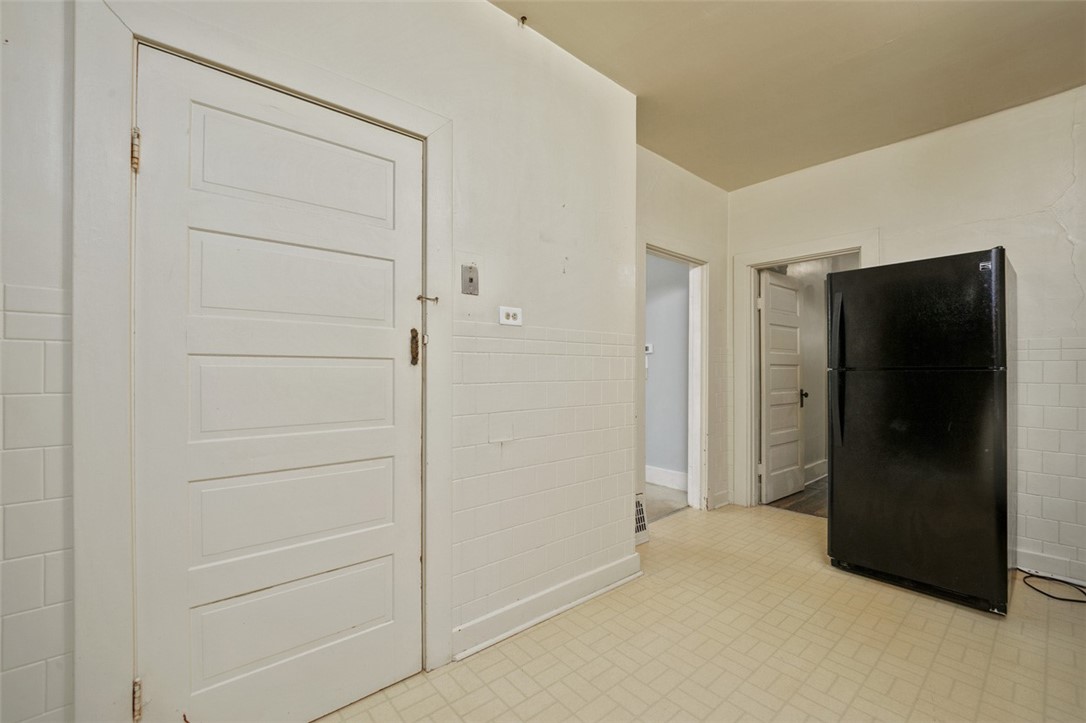 303 Railroad Street St, Elco, Pennsylvania image 11