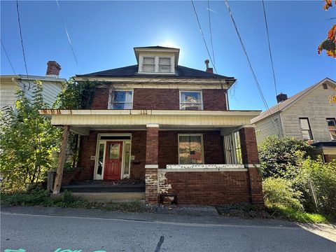 Photo of 542 Franklin St. St, Freeport, PA 16229 (MLS # 1726441)