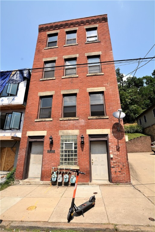 Central North Side, Pennsylvania 15212, United States, 1 Bedroom Bedrooms, ,1 BathroomBathrooms,Residential,Active,84424