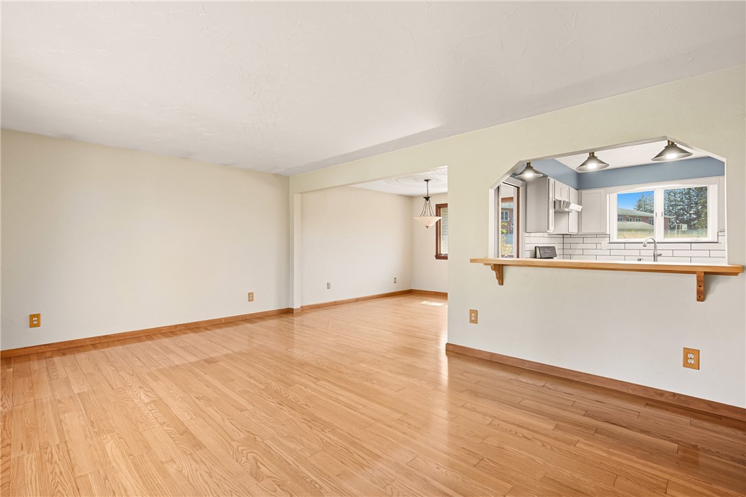 Somerset Boro, Pennsylvania 15501, United States, 3 Bedrooms Bedrooms, ,4 BathroomsBathrooms,Residential,Active,223093