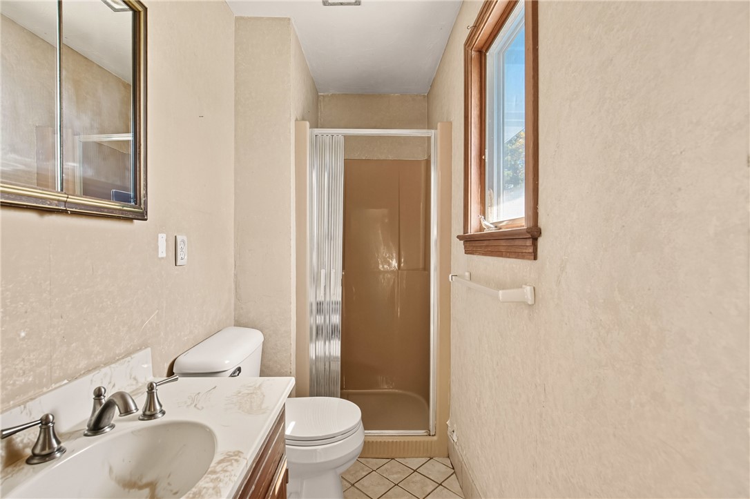 Somerset Boro, Pennsylvania 15501, United States, 3 Bedrooms Bedrooms, ,4 BathroomsBathrooms,Residential,Active,223093