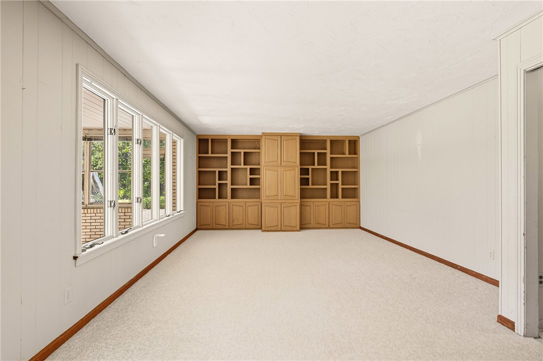 Somerset Boro, Pennsylvania 15501, United States, 3 Bedrooms Bedrooms, ,4 BathroomsBathrooms,Residential,Active,223093