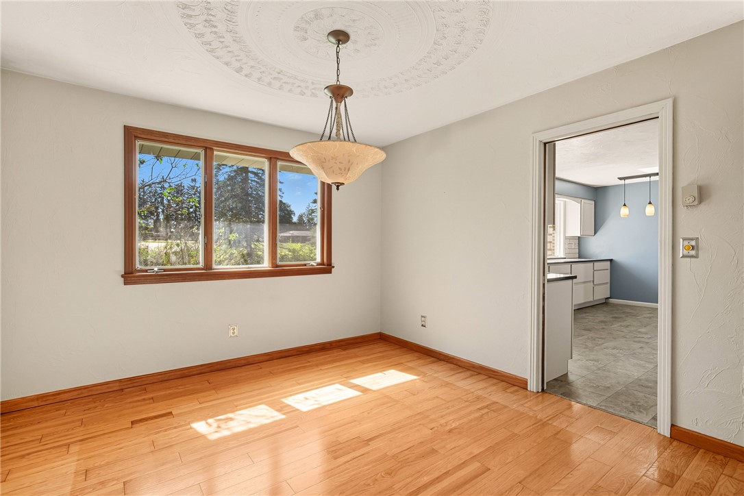 Somerset Boro, Pennsylvania 15501, United States, 3 Bedrooms Bedrooms, ,4 BathroomsBathrooms,Residential,Active,223093