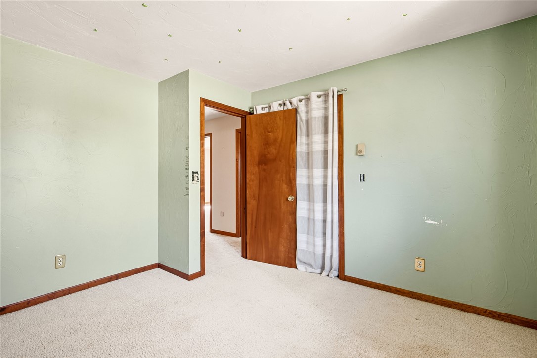 Somerset Boro, Pennsylvania 15501, United States, 3 Bedrooms Bedrooms, ,4 BathroomsBathrooms,Residential,Active,223093