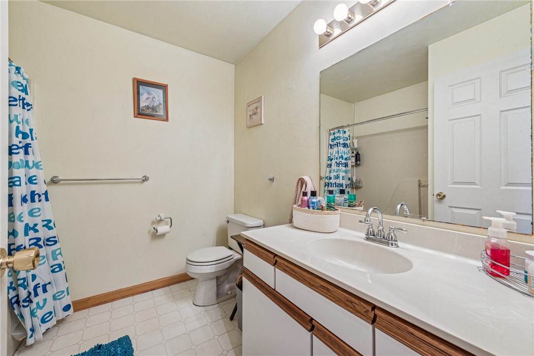 Unity Twp, Pennsylvania 15601, United States, 4 Bedrooms Bedrooms, ,3 BathroomsBathrooms,Residential,Active,163087