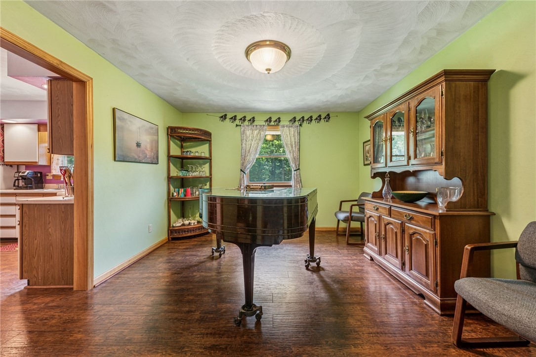 Unity Twp, Pennsylvania 15601, United States, 4 Bedrooms Bedrooms, ,3 BathroomsBathrooms,Residential,Active,163087