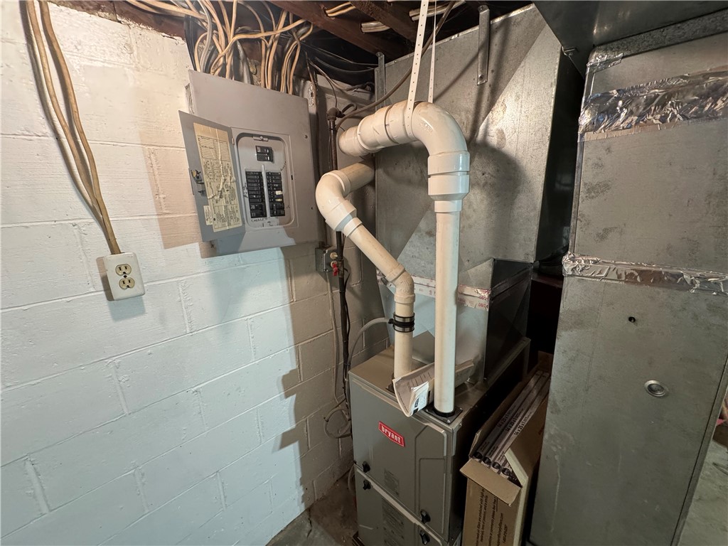 Middlesex Twp, Pennsylvania 16059, United States, 3 Bedrooms Bedrooms, ,1 BathroomBathrooms,Residential,Active,184552