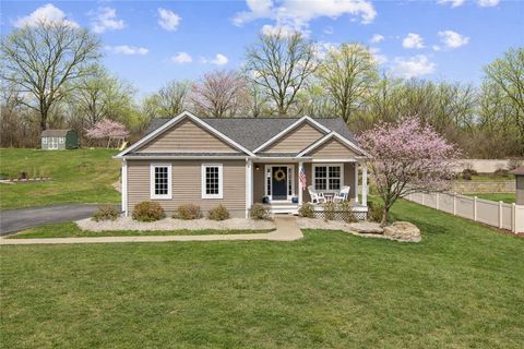Photo of 1040 Red Tail Hollow, Washington, PA 15301 (MLS # 1746451)