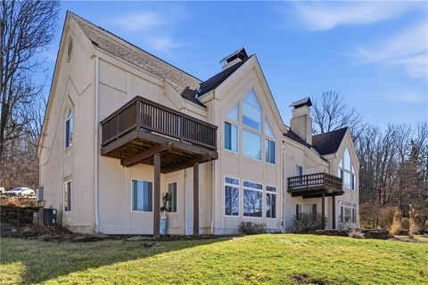 Photo of 7 Ridgemead Fields Dr, Verona, PA 15147 (MLS # 1749494)