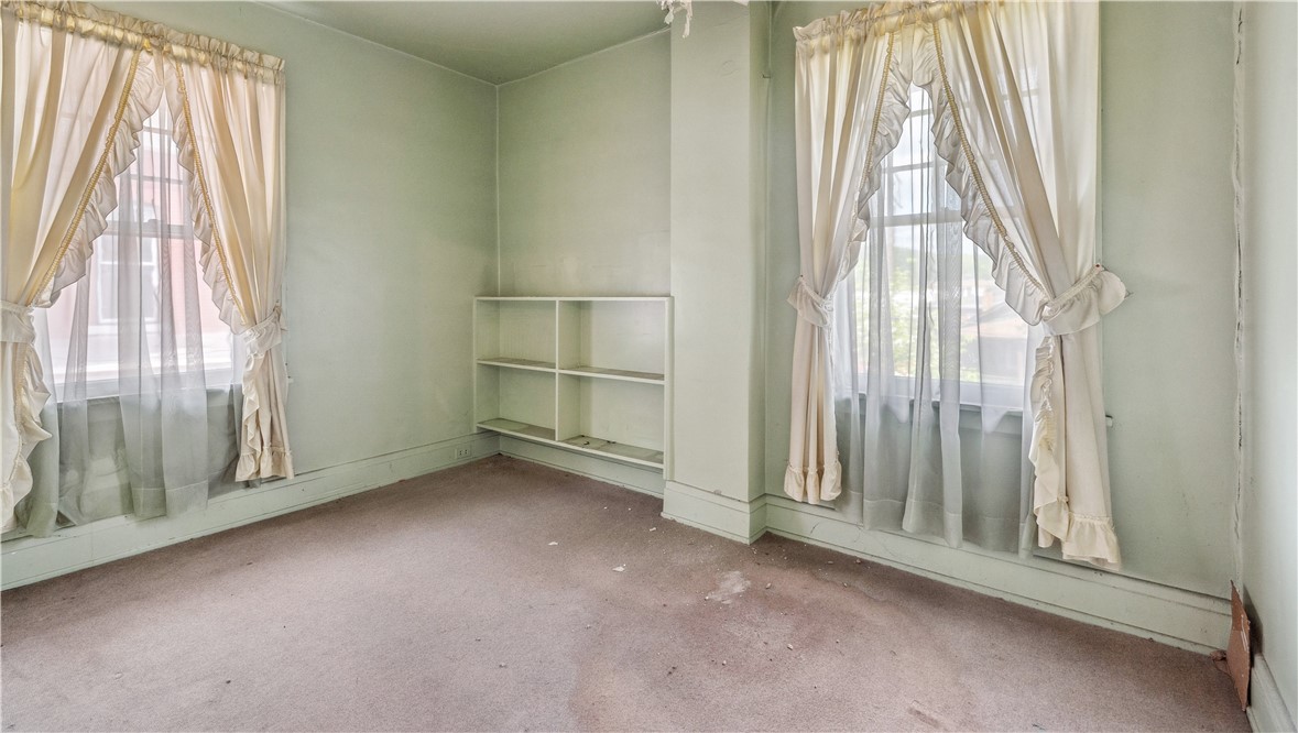900 8th Avenue Ave, Beaver Falls, Pennsylvania image 31
