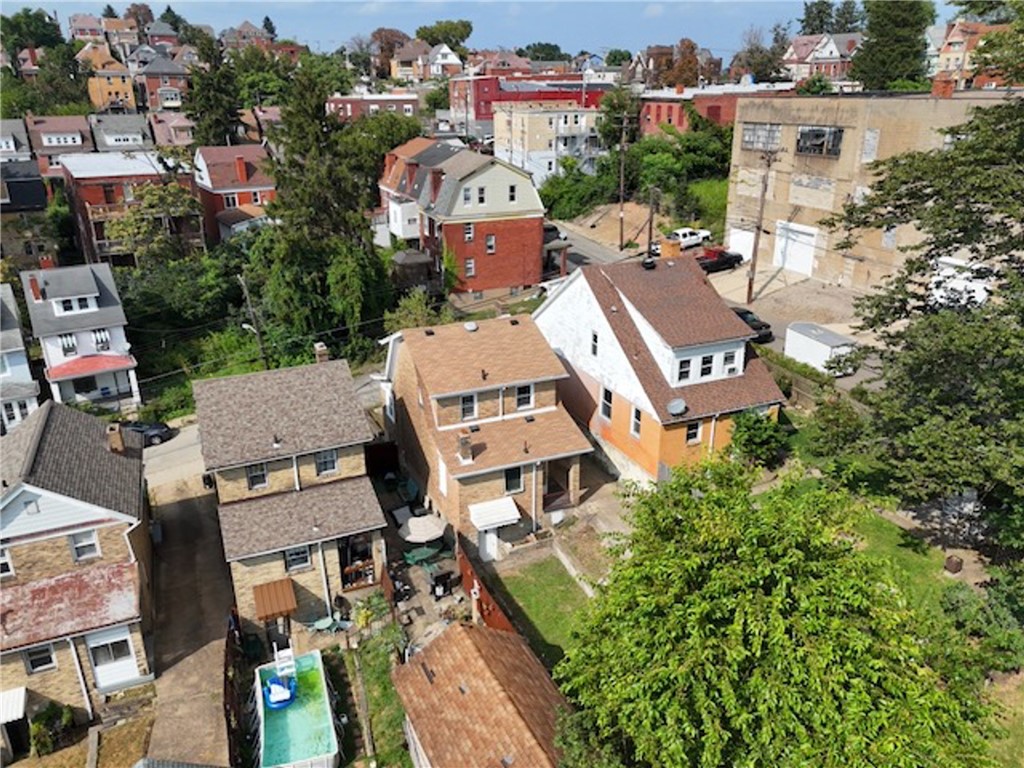 Knoxville, Pennsylvania 15210, United States, 2 Bedrooms Bedrooms, ,1 BathroomBathrooms,Residential,Contingent,188768