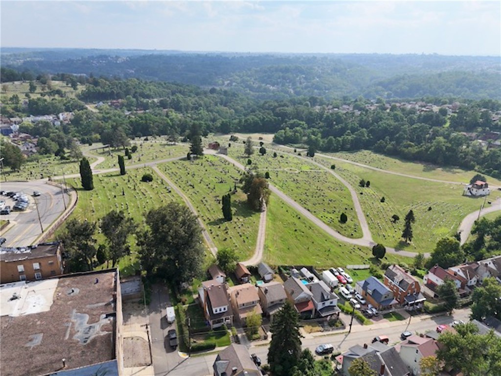 Knoxville, Pennsylvania 15210, United States, 2 Bedrooms Bedrooms, ,1 BathroomBathrooms,Residential,Contingent,188768