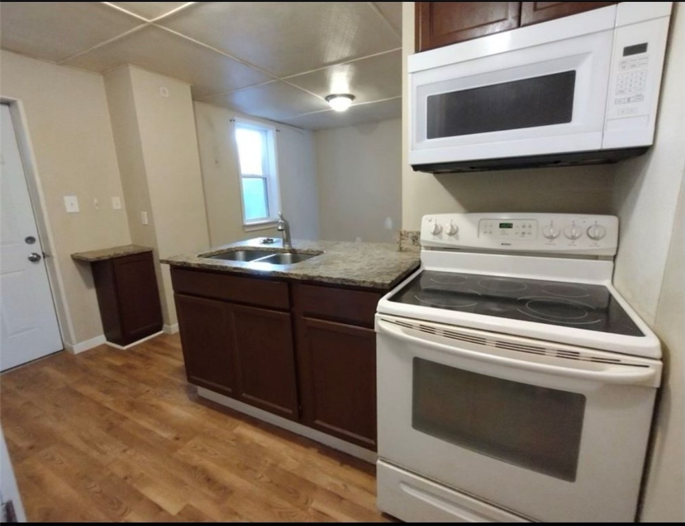 Trafford, Pennsylvania 15085, United States, 2 Bedrooms Bedrooms, ,1 BathroomBathrooms,Residential,Active,190043