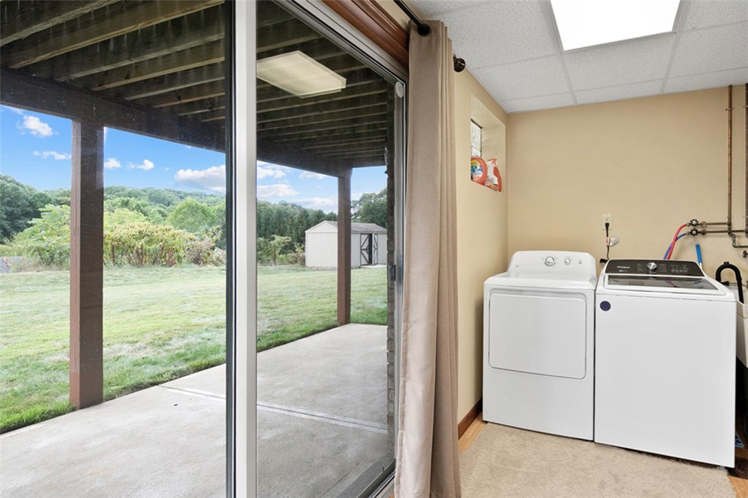 Delmont, Pennsylvania 15626, United States, 3 Bedrooms Bedrooms, ,3 BathroomsBathrooms,Residential,Contingent,202737