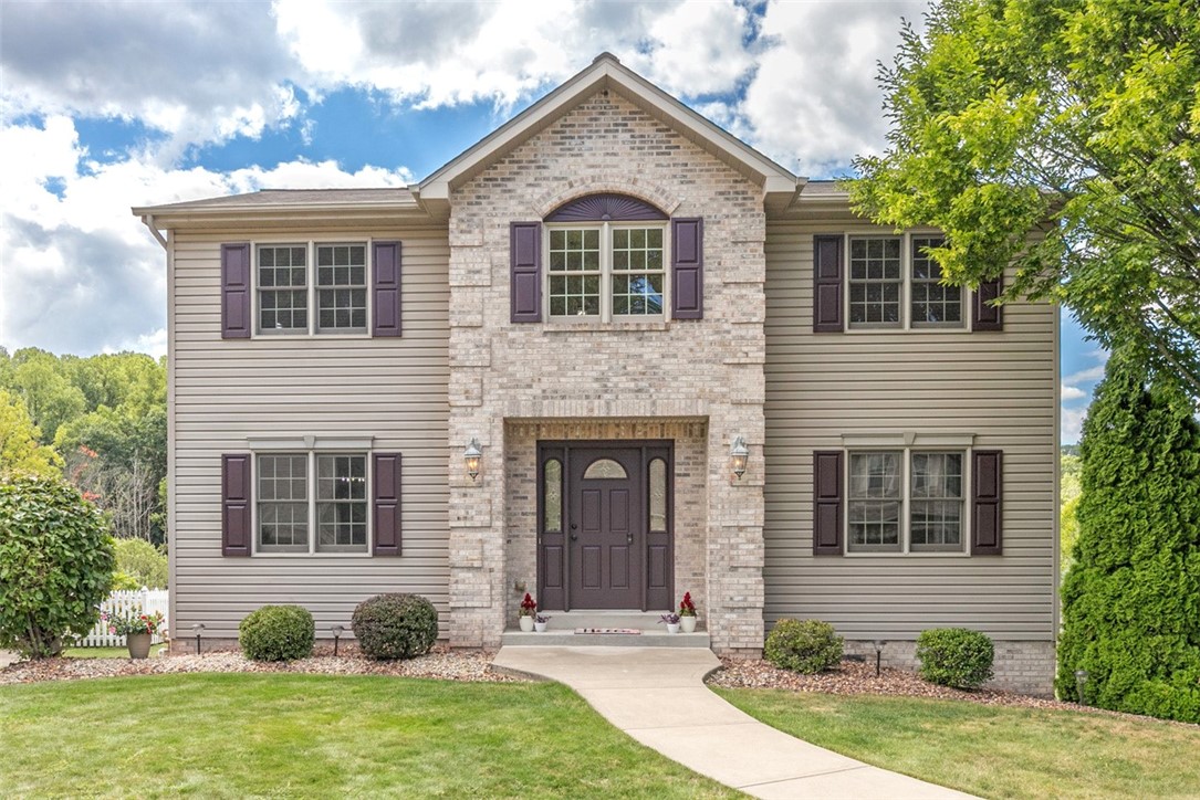 Delmont, Pennsylvania 15626, United States, 3 Bedrooms Bedrooms, ,3 BathroomsBathrooms,Residential,Contingent,202737