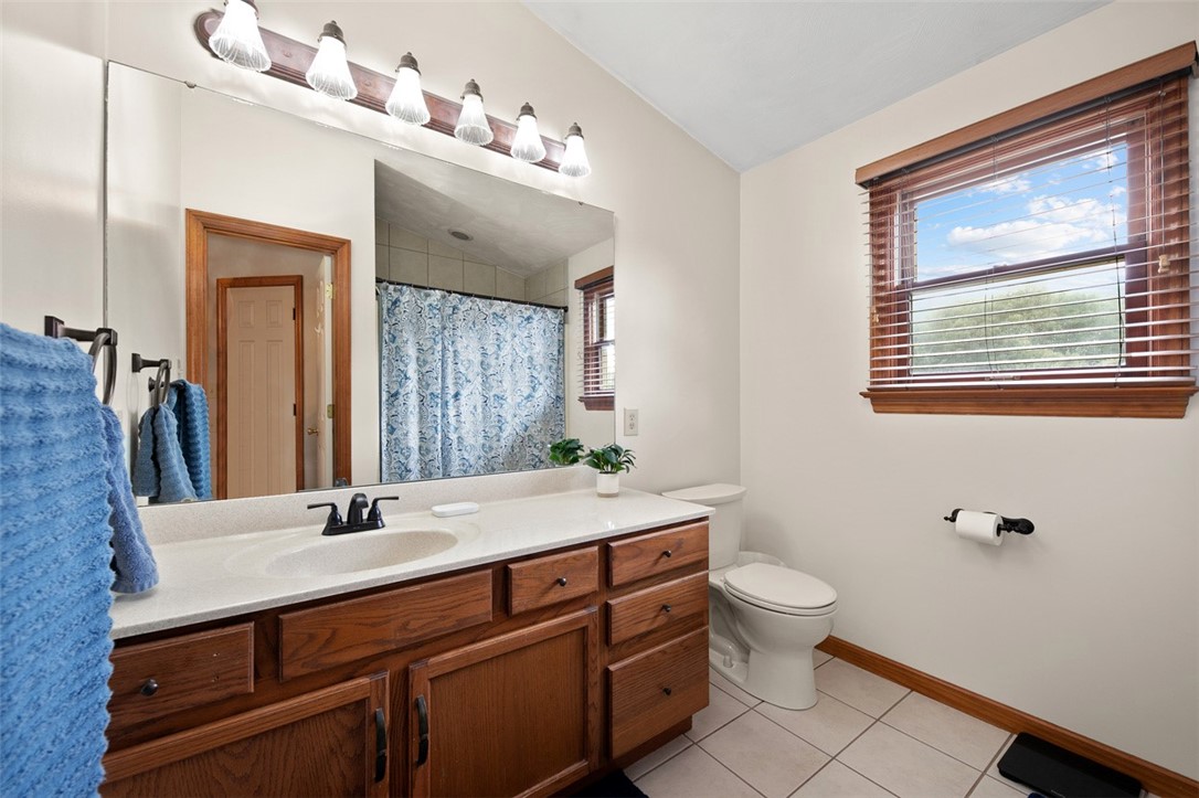 Delmont, Pennsylvania 15626, United States, 3 Bedrooms Bedrooms, ,3 BathroomsBathrooms,Residential,Contingent,202737