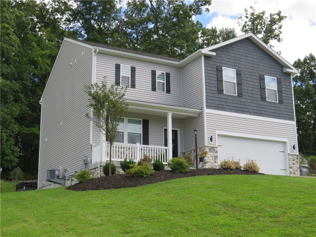 220 Crabapple Lane