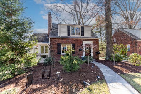 Photo for 446 Austin Ave