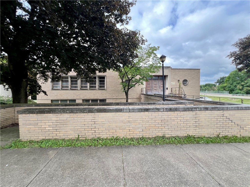 404 Beatty St