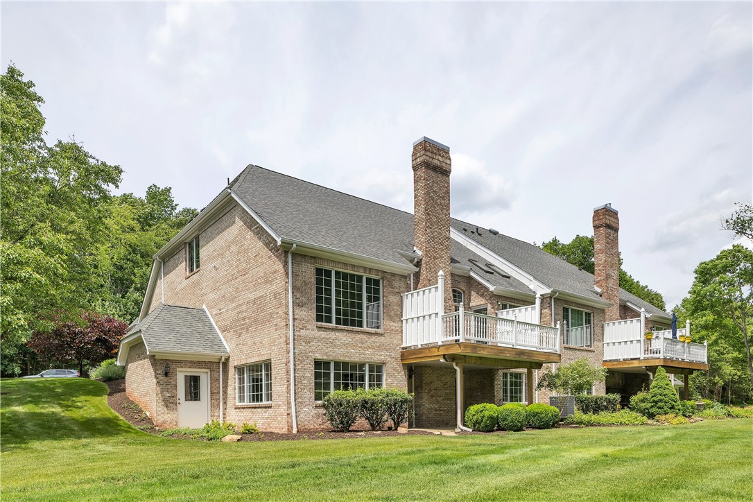 152 Saint Ives Way
