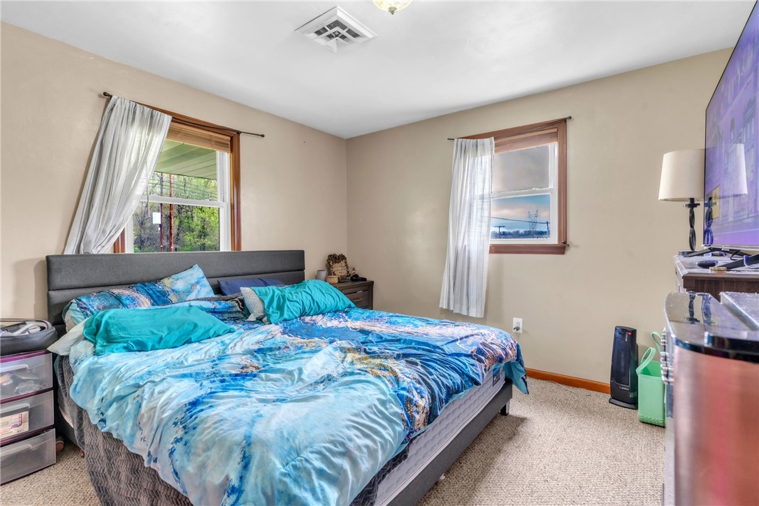 North Beaver Twp, Pennsylvania 16102, United States, ,Residential,Contingent,114135