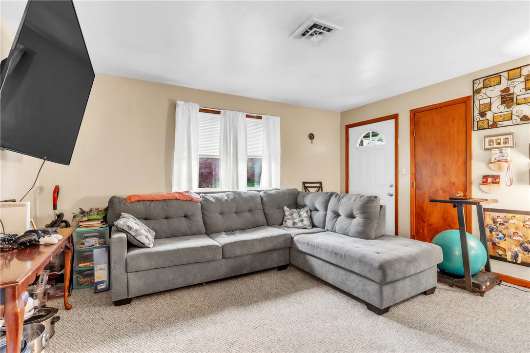 North Beaver Twp, Pennsylvania 16102, United States, ,Residential,Contingent,114135
