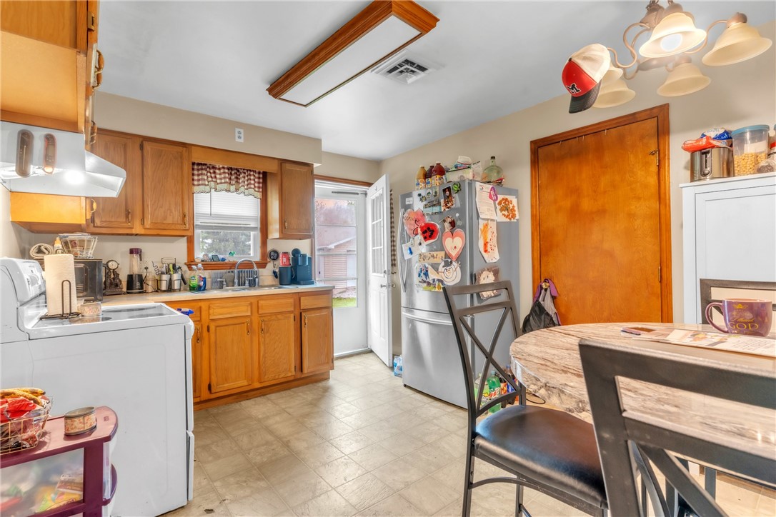 North Beaver Twp, Pennsylvania 16102, United States, ,Residential,Contingent,114135