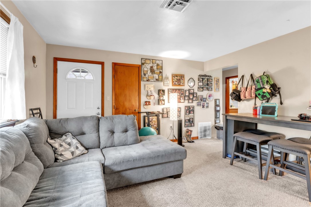 North Beaver Twp, Pennsylvania 16102, United States, ,Residential,Contingent,114135