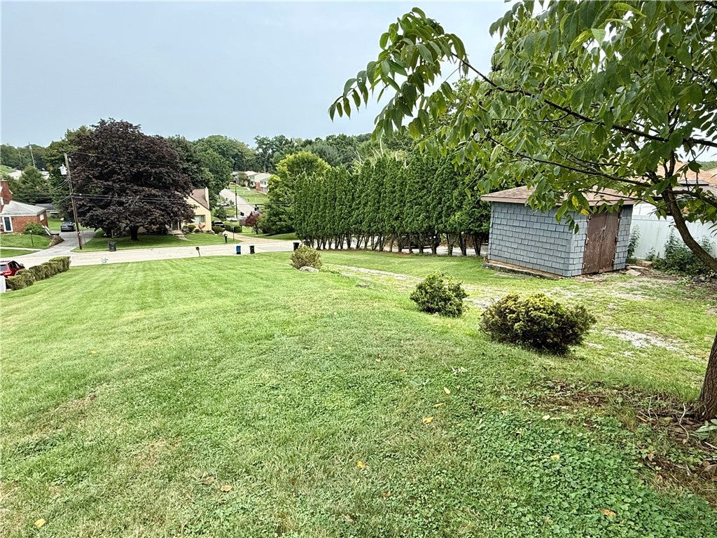 8321 E Van Buren Dr