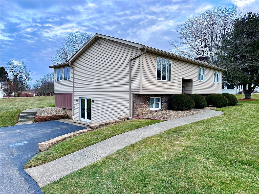 113 James Circle