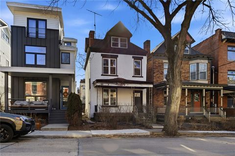 Photo of 928 Mellon St, Pittsburgh, PA 15206 (MLS # 1744168)