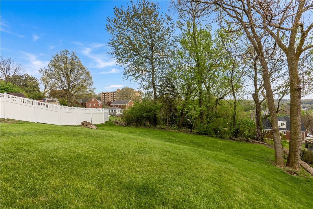 1455 Orchardview Dr
