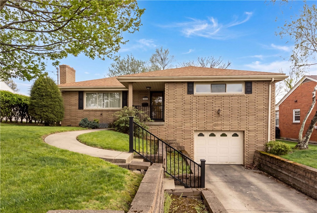 1455 Orchardview Dr