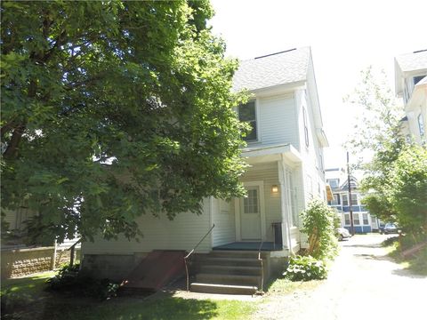 Single Family Residence in Somerset Boro PA 424 Main St St 2.jpg