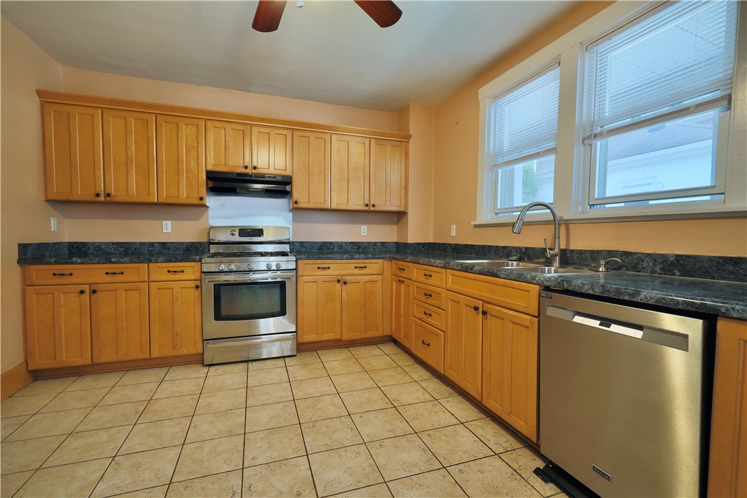 Squirrel Hill, Pennsylvania 15217, United States, 4 Bedrooms Bedrooms, ,2 BathroomsBathrooms,Residential,Active,199188