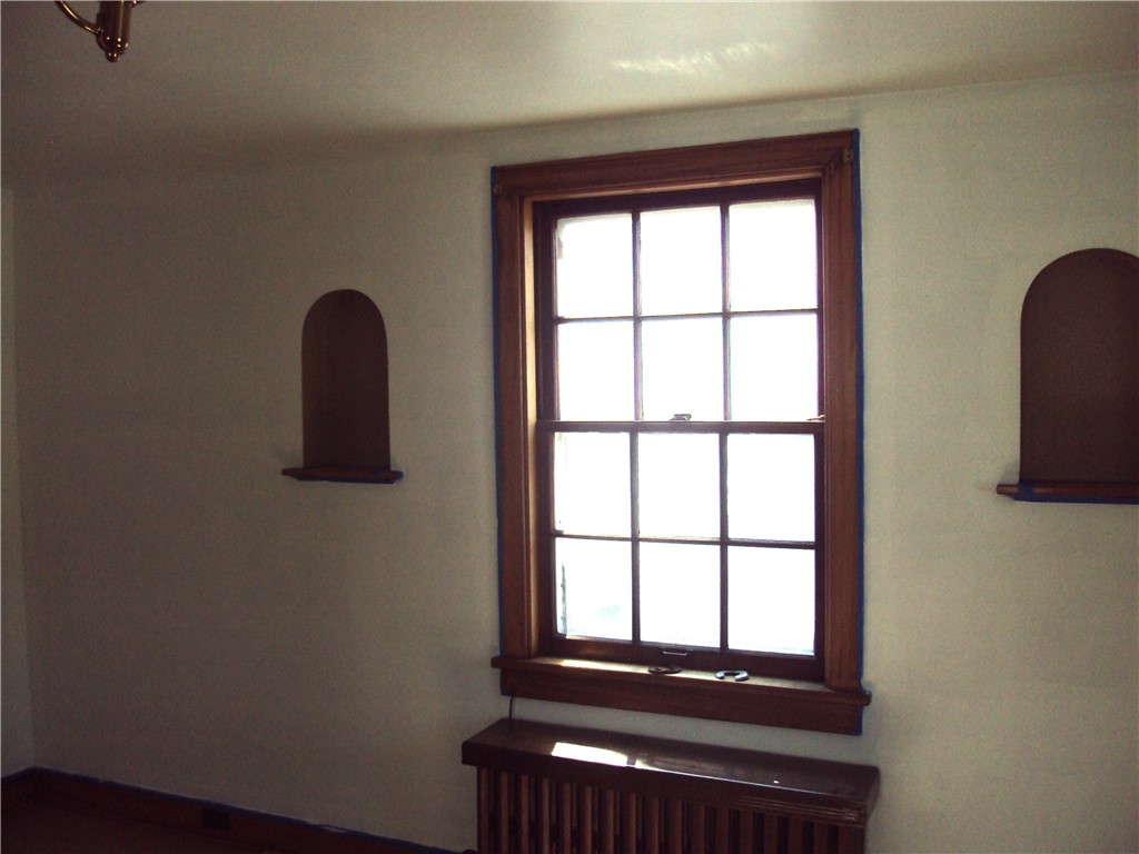 331 W Main St