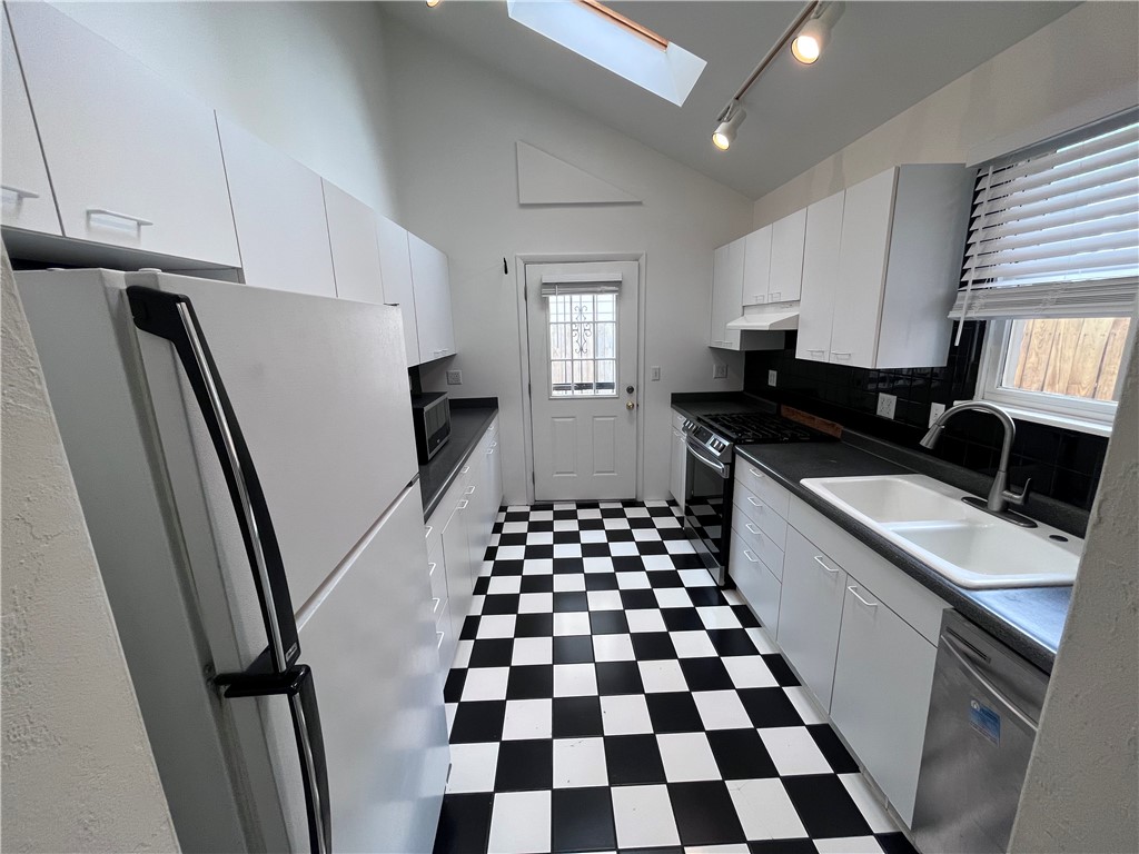 South Side, Pennsylvania 15203, United States, 2 Bedrooms Bedrooms, ,2 BathroomsBathrooms,Residential,Active,193754