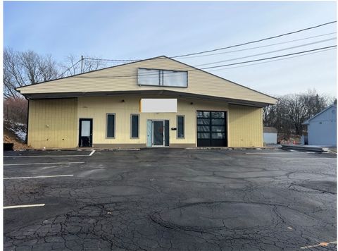 Photo of 9120 Perry Hwy, Pittsburgh, PA 15237 (MLS # 1740862)