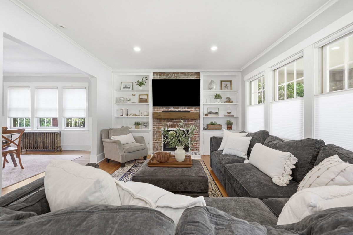 813 Academy Place