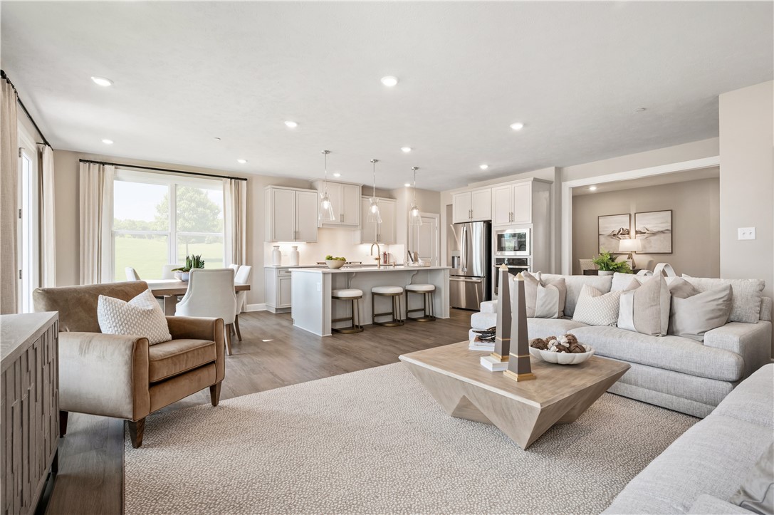 128 Hollow Oak Drive