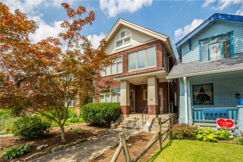 Photo for 558 East End Ave
