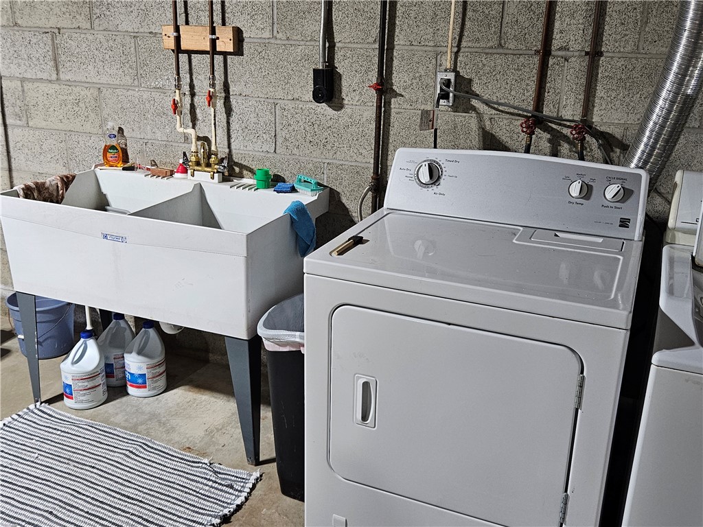 Center Twp/Homer Cty, Pennsylvania 15731, United States, 3 Bedrooms Bedrooms, ,2 BathroomsBathrooms,Residential,Pending,125476