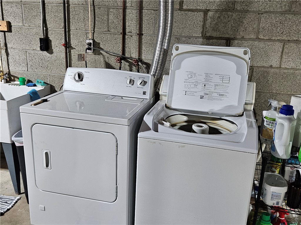 Center Twp/Homer Cty, Pennsylvania 15731, United States, 3 Bedrooms Bedrooms, ,2 BathroomsBathrooms,Residential,Pending,125476