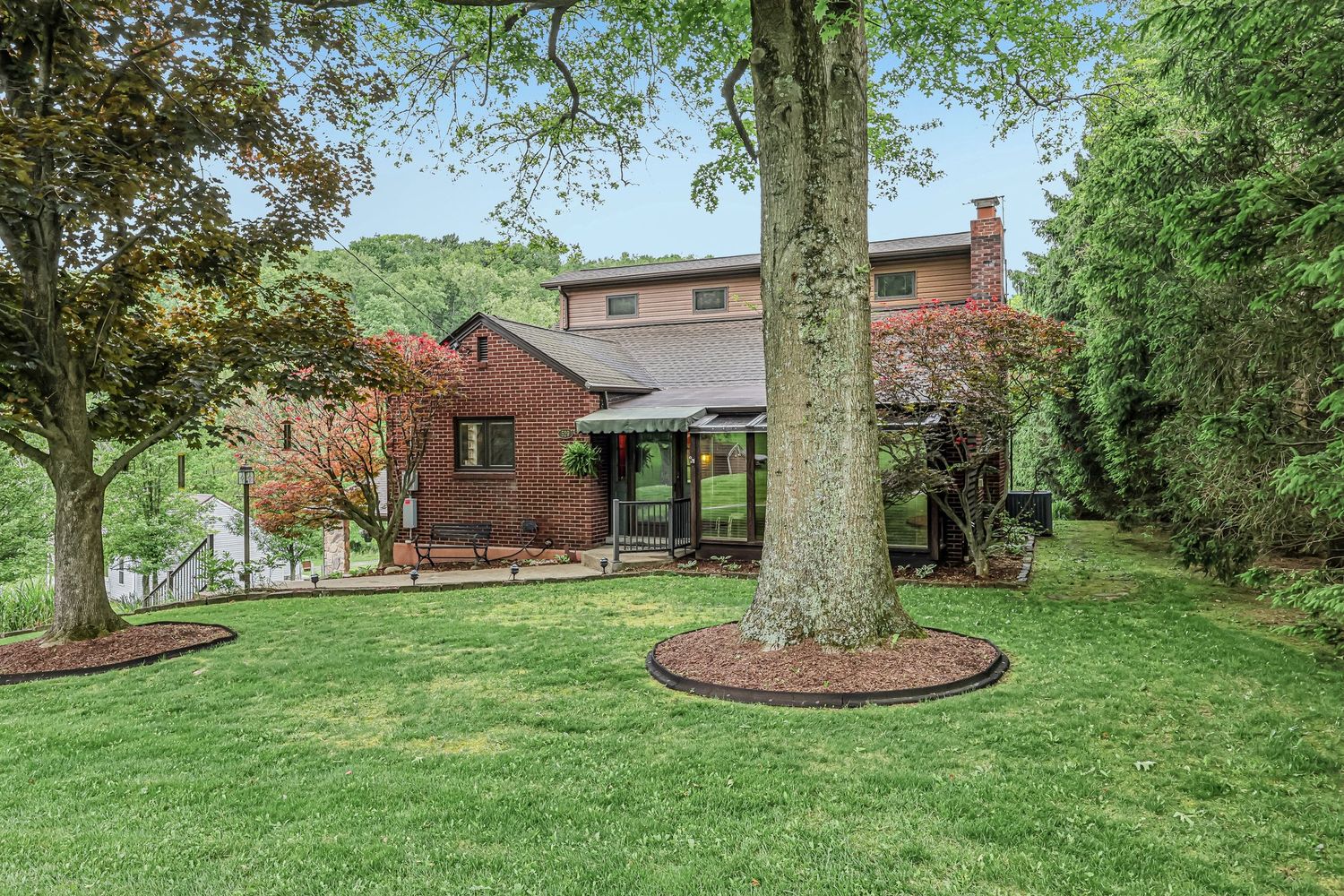 529 Utopia Road