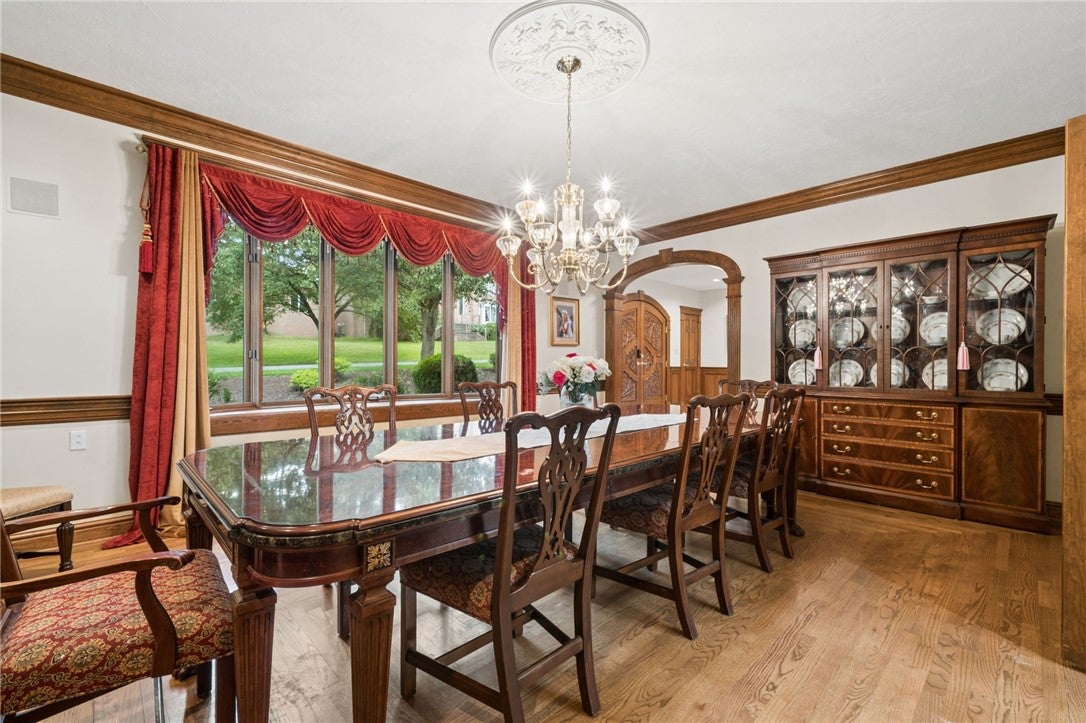 326 Red Oak Ct