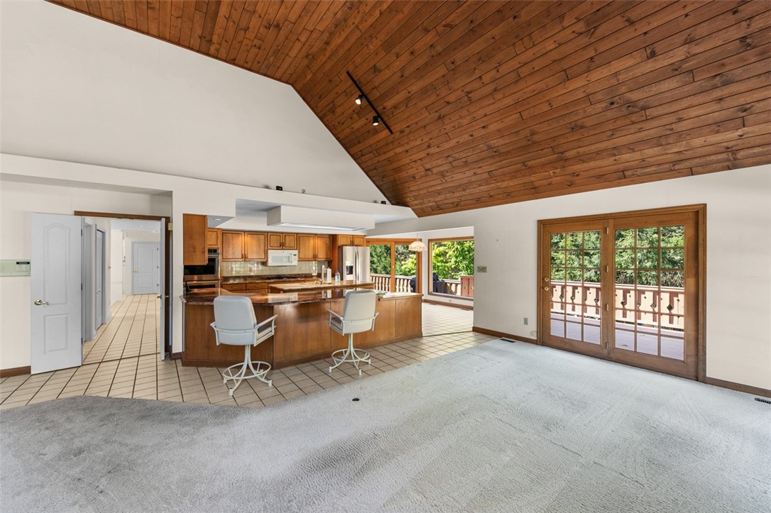 Murrysville, Pennsylvania 15668, United States, 4 Bedrooms Bedrooms, ,4 BathroomsBathrooms,Residential,Contingent,213568