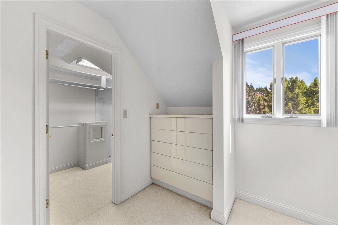 Murrysville, Pennsylvania 15668, United States, 4 Bedrooms Bedrooms, ,4 BathroomsBathrooms,Residential,Contingent,213568