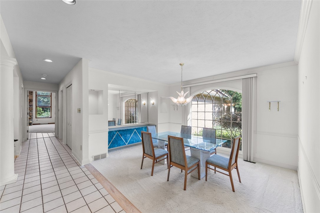 Murrysville, Pennsylvania 15668, United States, 4 Bedrooms Bedrooms, ,4 BathroomsBathrooms,Residential,Contingent,213568