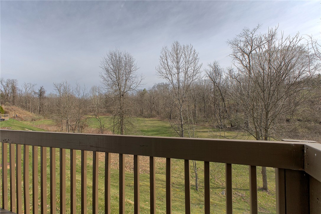 143 Manor View Drive, Manor, Pennsylvania image 30
