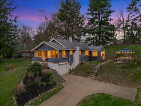 Photo of 272 Spring Run Rd, Crescent, PA 15046 (MLS # 1748514)